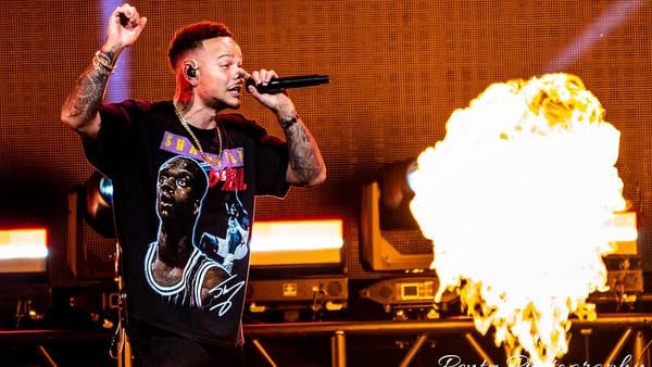 VIDEO: Kane Brown’s Fenway Park show delayed after stage catches fire
