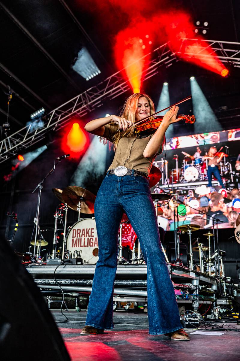 Check out these photos of Cody Johnson, Riley Green, Trace Adkins, and many more from Thursday at Country Concert '24 in Fort Loramie, Ohio